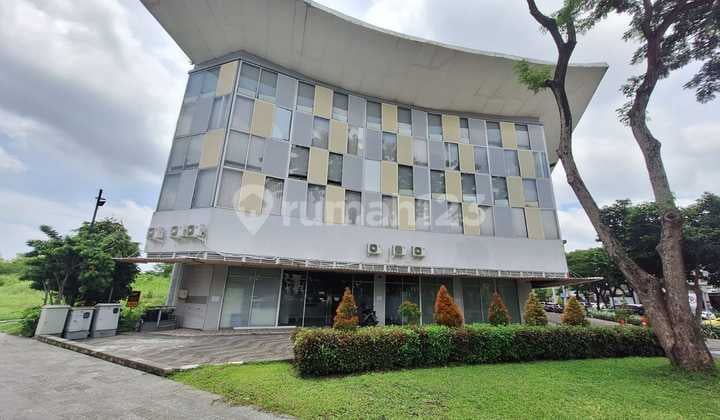 Citraland Gwalk Shophouse Well-Maintained with Elevator Near Pakuwon Wiyung PTC