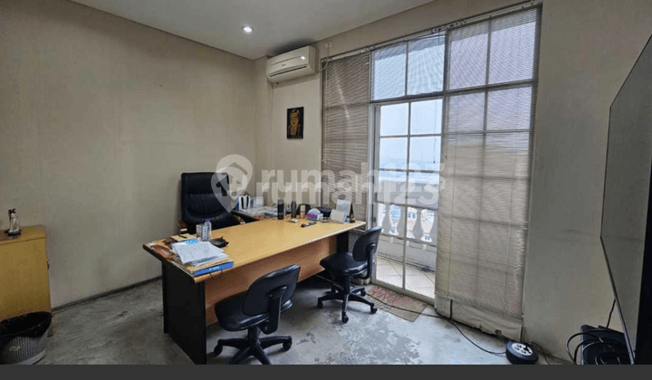 Gedung Siap Huni The Belleza Office Tower