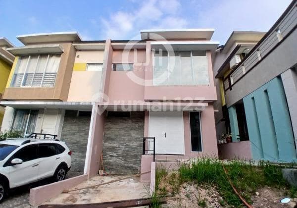 For Sale: House in Beverly Green Batam Centre Housing Complex