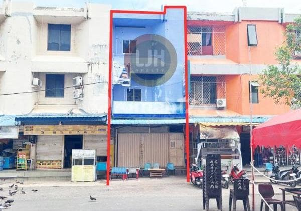 Dijual Ruko untuk Kost di Nagoya Center