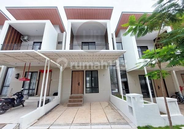 For Sale 2-Story House In Central Hills Residence Batam Centre