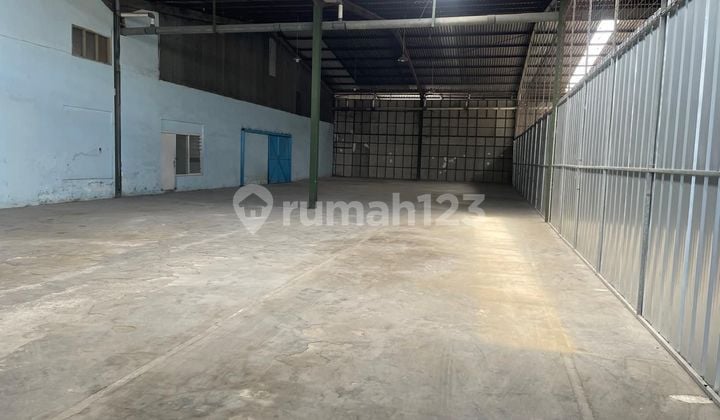 Gudang Akses Kontainer di Cijerah Bandung
