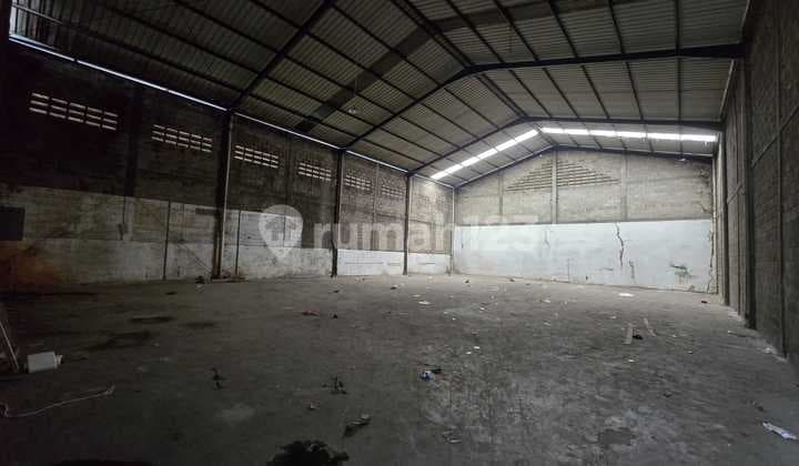 Disewakan Gudang dengan Ruang Kantor di Sadang Kopo Bandung