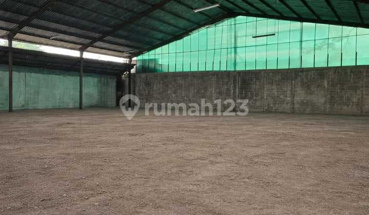 Warehouse with Office in Cibeureum Bandung
