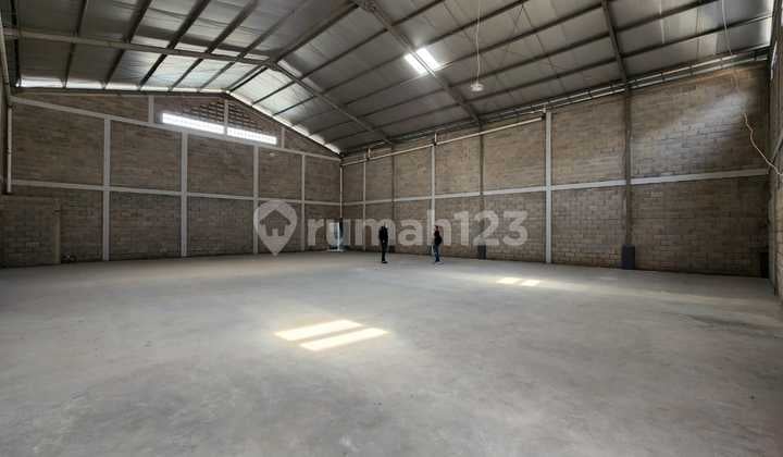 Disewakan Gudang Akses Fuso di Sayap Kopo Bandung Disewakan Gudang Akses Fuso di Sayap Kopo Bandung