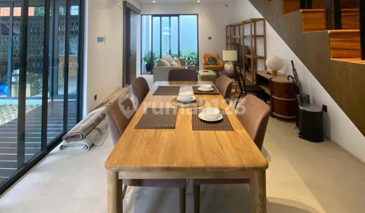 Rumah 3 Lantai Modern Minimalis Lokasi Strategis Di Cipete