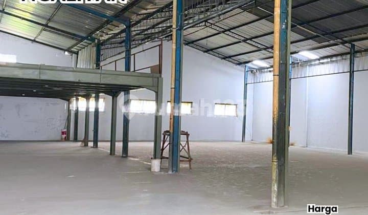 Gudang di Gatsu Semarang Barat