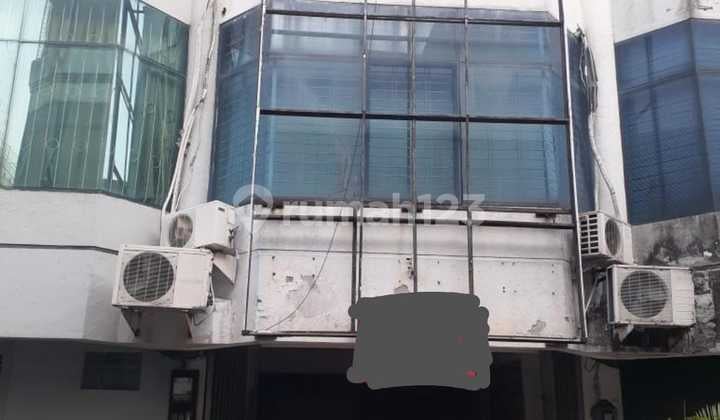 Ruko Gandeng 4 Lantai di Komplek Golden Ville Duri Kepa