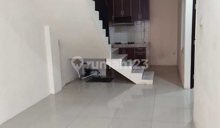 Rumah 2 Lantai di Hibrida Kelapa Gading Jakarta Utara