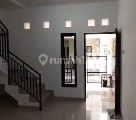 Dijual Segera Tanjung Duren List Laku Rumah-Baru 3 Iantai Full
