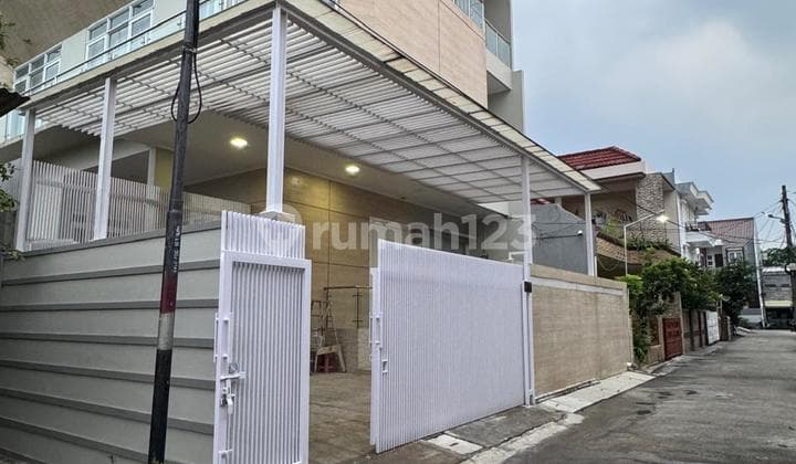 Dijual Rumah Murah Ukuran Hoek& Bangunan Baru