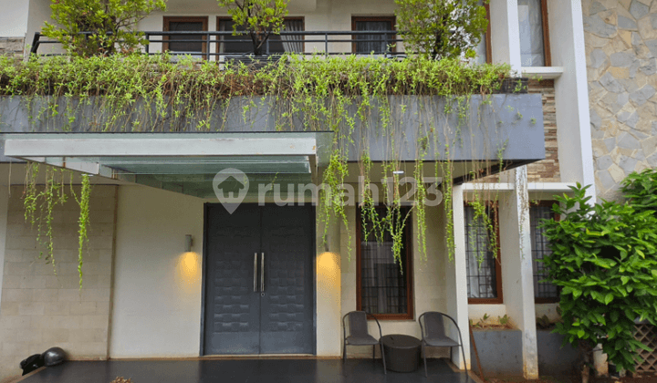 Rumah Bagus di Kembangan Siap Huni Surat SHM