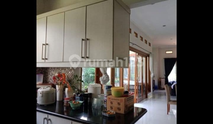 Rumah asri yg aman dan nyaman, dengan taman yg indah