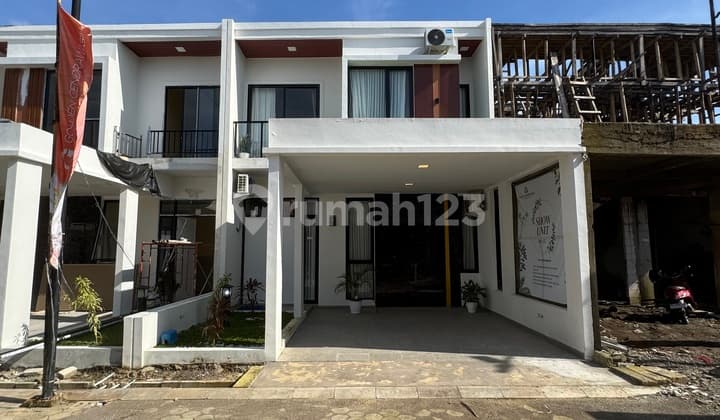 Rumah Siap di Poros Jalan Cendrawasih Makassar