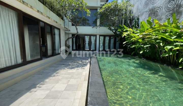 Semi Villa Renon Tukad Badung Elite Neighborhood