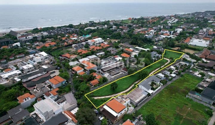 Premium Land in Canggu, Main Road 400 Meters to Berawa Beach
