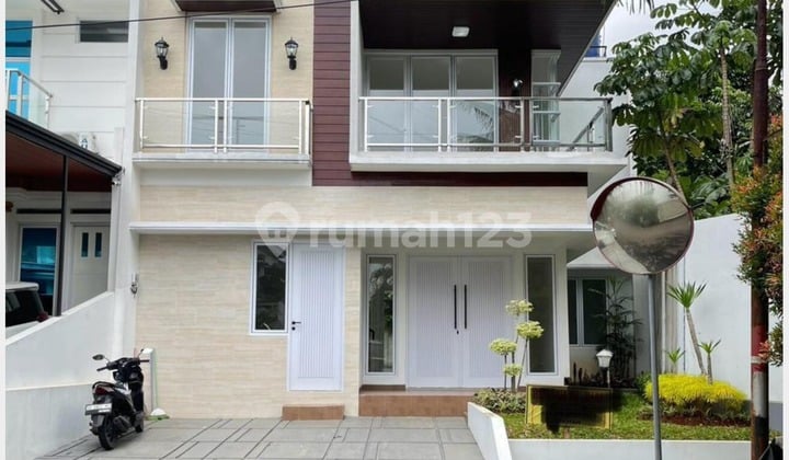 Rumah Modern di Cilandak Halaman Luas dan Lingkungan Tenang