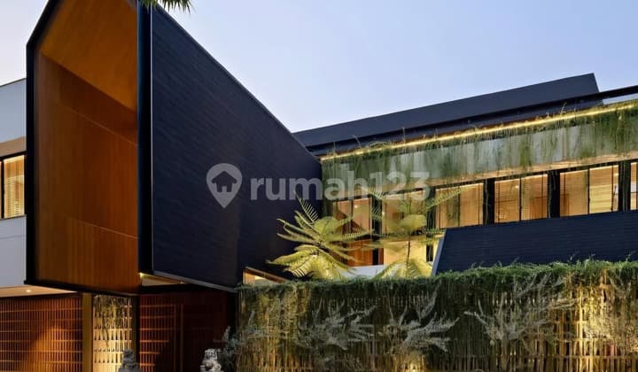 Rumah Mewah Full Furnish di Kebayoran Baru Jaksel Dekat Scbd
