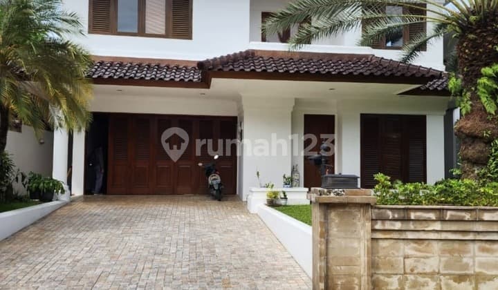 Luxurious House in Pejaten, South Jakarta, Within a Serene and Peaceful Complex