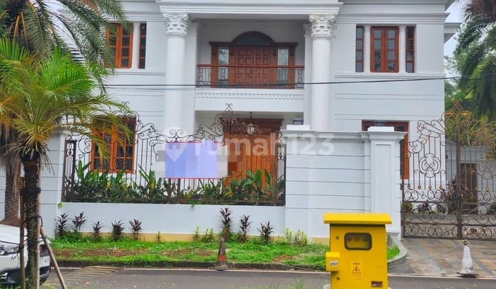 Rumah Mewah Modern Dalam Kawasan Premium Pondok Indah, Jaksel
