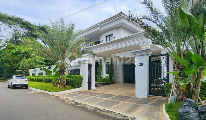Rumah Mewah di Kawasan Premium Pondok Indah, Jakarta Selatan