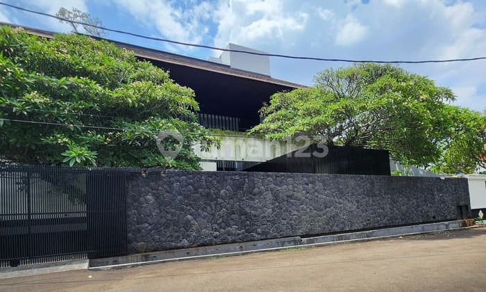 Rumah Mewah Dekat Bukit Golf Pondok Indah Jakarta Selatan