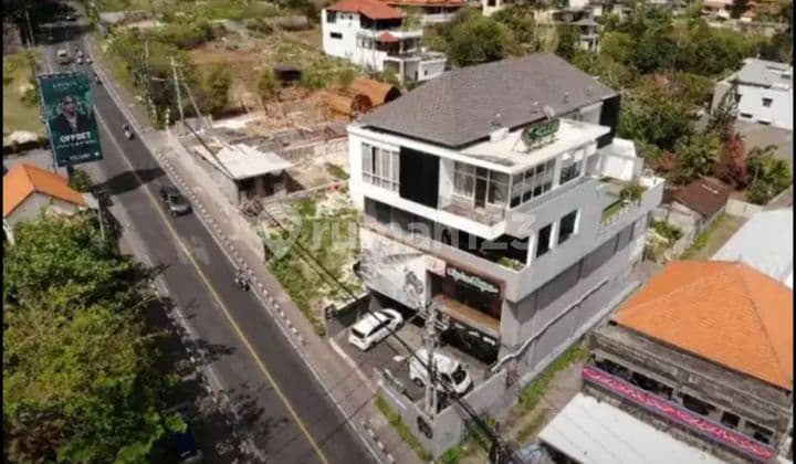 Gedung Murah Untuk Usaha Di Jalan Raya Uluwatu Bali