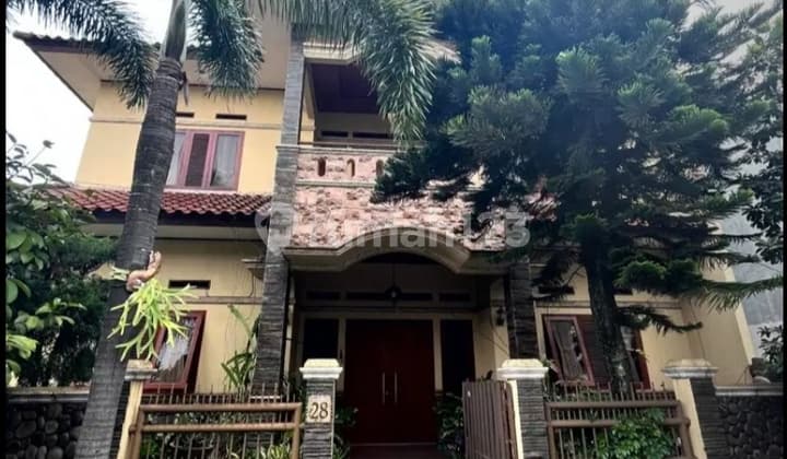 Rumah modern full furnish siap huni batununggal