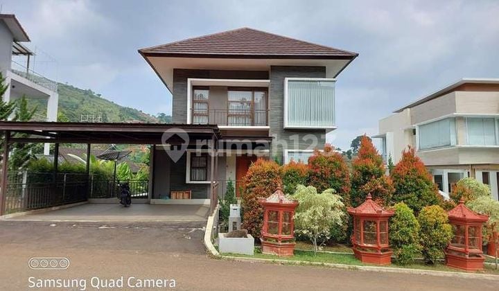 Dijual Rumah siap huni di resort Dago pakar Bandung