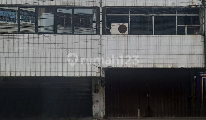 Dijual Cepat 2 Unit Ruko Gandeng 3 Lantai di Jl. Pangeran Jayakarta, Jakarta Pusat Dijual Cepat 2 Unit Ruko Gandeng 3 Lantai di Jl. Pangeran Jayakarta, Jakarta Pusat