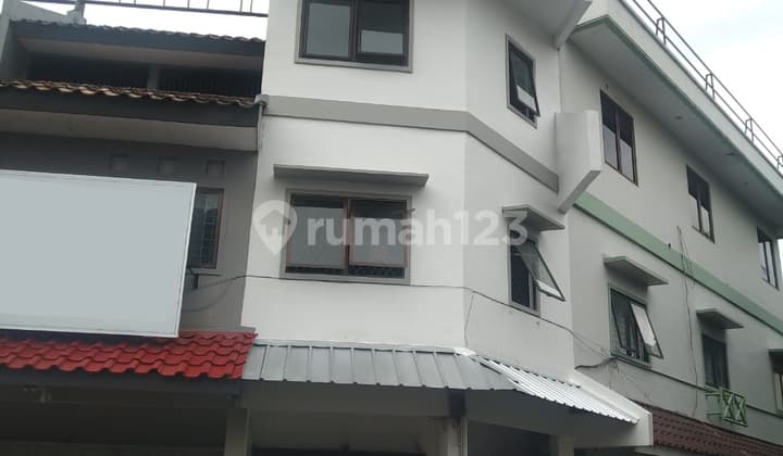 Dijual Ruko 3 Lantai Dekat Bsd Plaza di Sektor 4, Bsd City, Tangerang