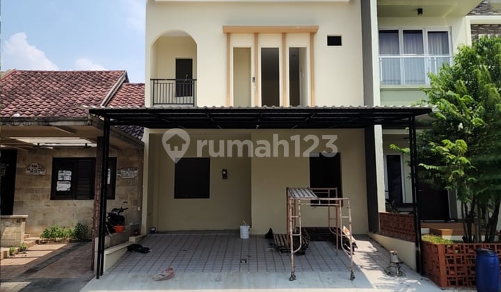 Dijual Rumah 2 Lantai Full Renov di Sutera Delima, Alam Sutera, Tangerang