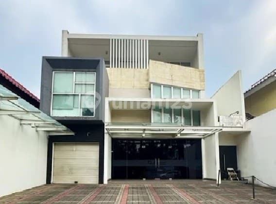 Dijual Kantor Strategis 3 Lantai di Anggrek Loka, BSD City, Tangerang