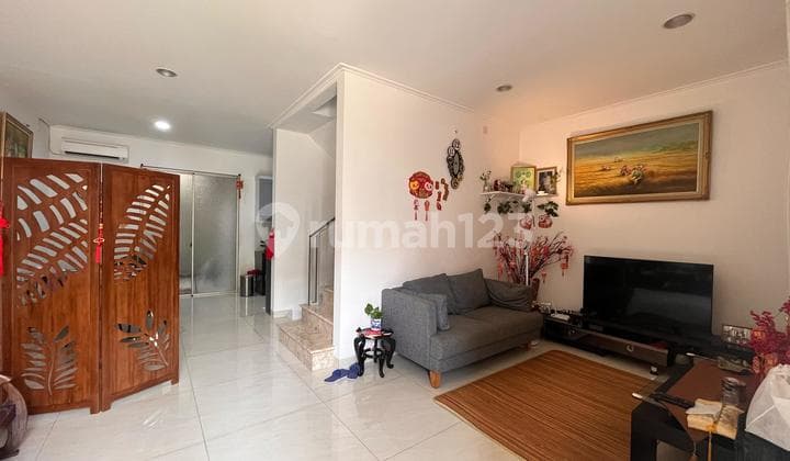 Rumah 6x15 Golf Island Cluster Danau, Dekat Batavia dan Central Market PIK
