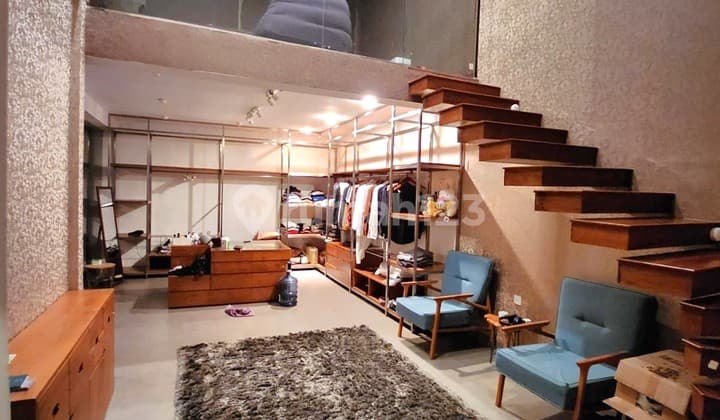 Rumah Exclusive Golf Lake Residence 8x20 SHM Full Furnish Mewah