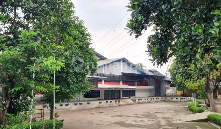 Gudang siap pakai luas 10595m Jatinegara Jakarta Timur