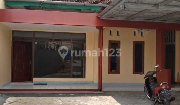 Disewakan Rumah Besar dan Luas Didekat Tvri Jalan Magelang