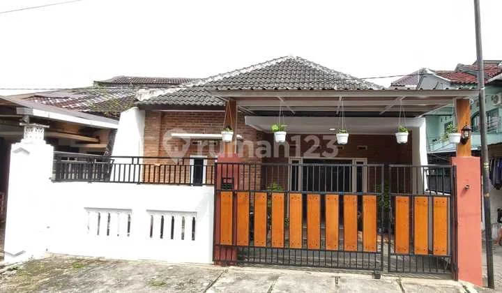 A special fully furnished house for sale near City Hall and Uad Campus