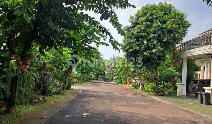 For Sale 2-Storey Large Well-Maintained Furnished House in Fontainbleau Golf Bsd. Eviefb