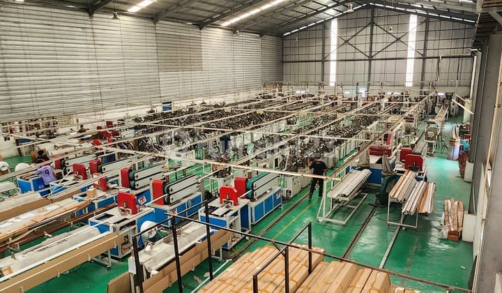 FOR SALE FAST OPERATIONAL FACTORY LOT DPR SERUA BOJONG SARI - DEPOK WEST JAVA - Lvaefa