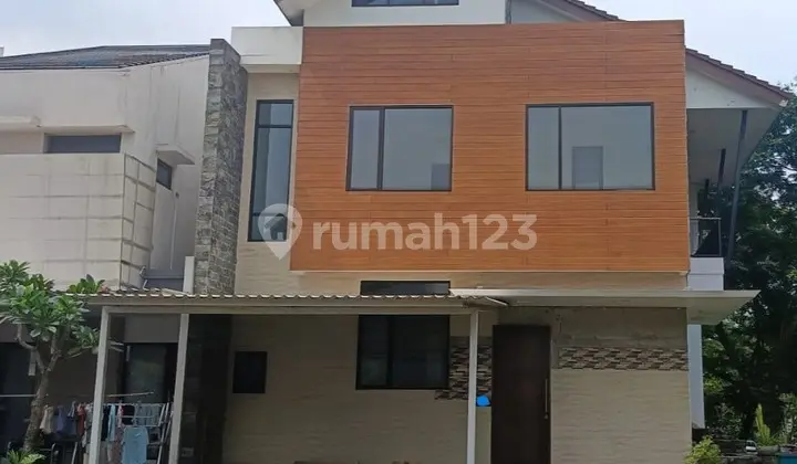 Dijual Rumah Baru Hoek di The Eminent BSD City lokasi premium dekat ICE Bsd. Ylefb