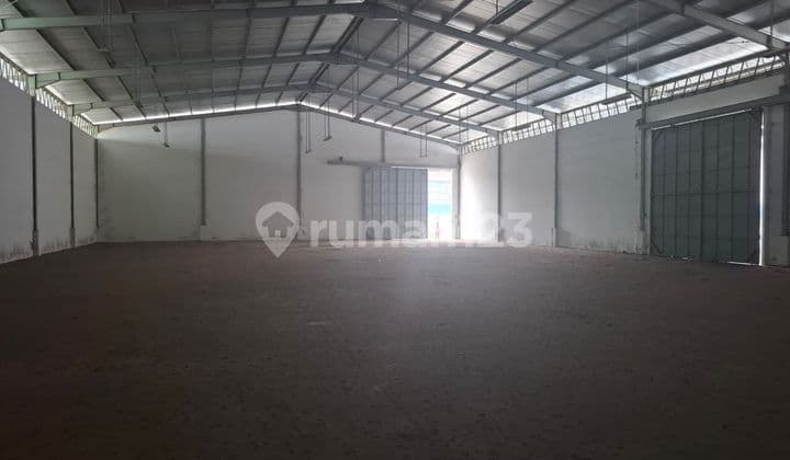 For Rent 2 Warehouse Units Can Buy Individually Good Location In Legok Warehousing. YC EFM