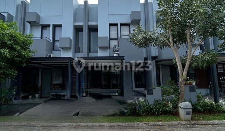Dijual Rumah Minimalis 2,5Lt Furnished di Kawasan Strategis Cluster Tabebuya Bsd City. Byn