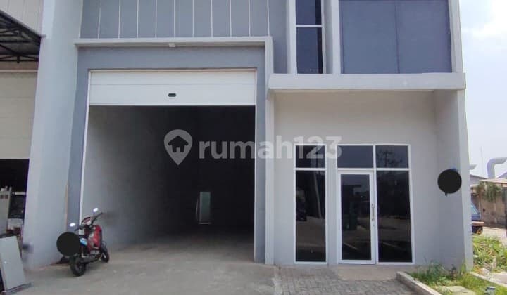 Dijual Gudang di kawasan pergudangan Batu Ceper dekat Daan Mogot Perbatasan Tangerang Jakarta - Mncefk