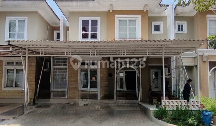 Dijual Rumah Cantik Rapih Siap Huni Full Furnish Ada Walking Closet di Cluster Trimezia. Lva