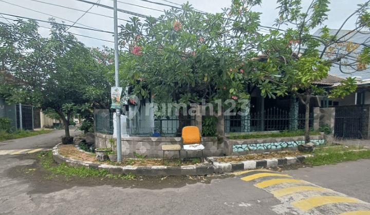 Dijual Rumah Lama Hook Perum Bendul Merisi Ada Security 24 Jam