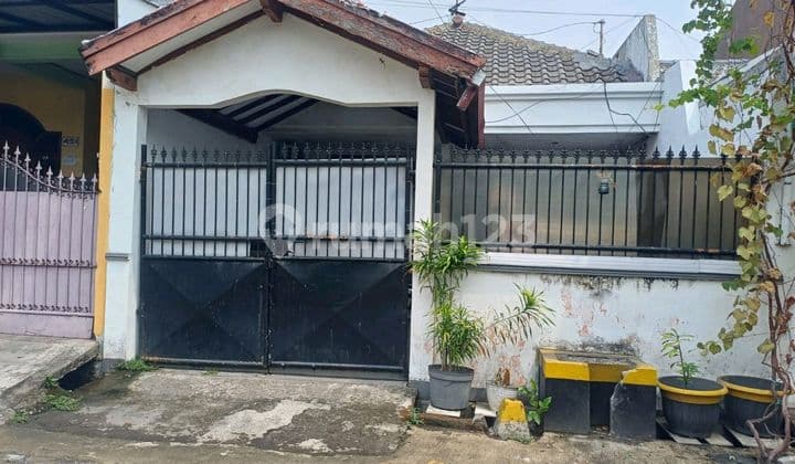 Butuh Cepat Dijual Rumah Siap Huni Bratang Gede