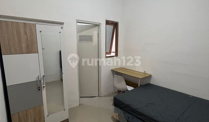 KOST AKTIF FULL TERSEWA Dekat Raya Ahmad Yani Dalam Perumahan