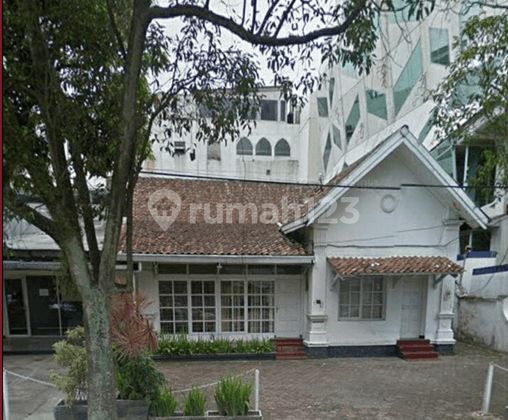 Rumah Usaha Lokasi Strategis di Babakan Ciamis, Sumur Bandung, Bandung
