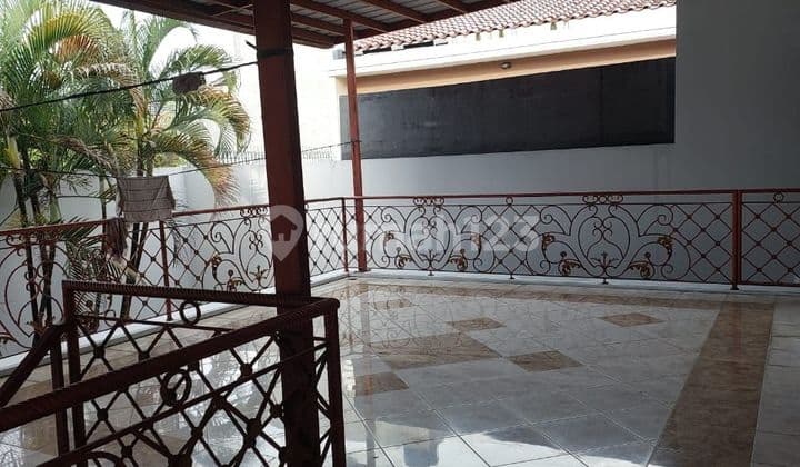 Rumah Bagus 2 Lantai SHM di Sektor 9 Bintaro Jaya